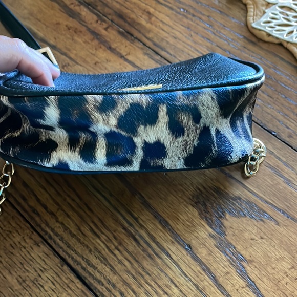 Black and Animal Print Shoulder Purse from Carlos - Brand New - Picture 4 of 5